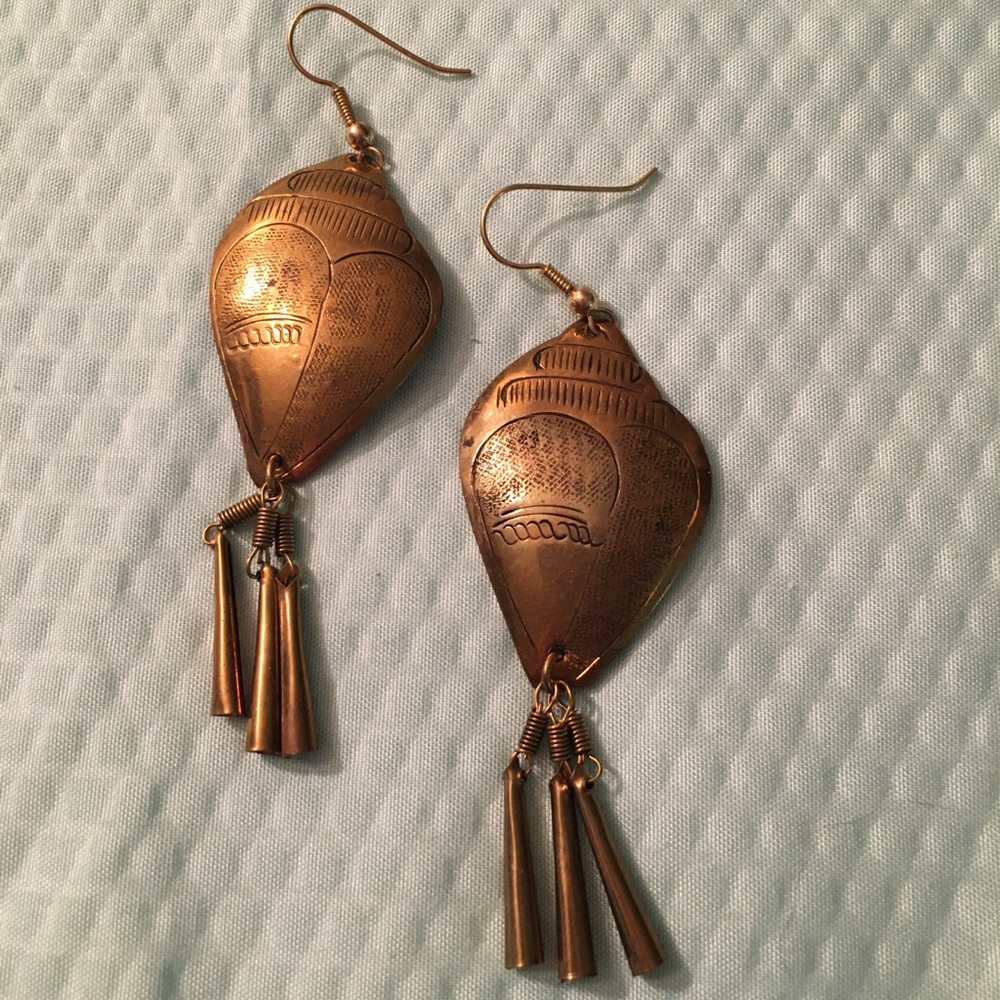 Vintage Brass /copper Etched Air Balloon Jingling Bell Dangling Heart Earrings